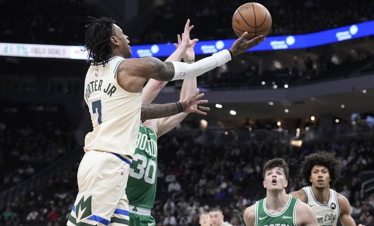 AYX游戏入口-关于山东男篮篮板制胜备战CBA季后赛密尔沃基雄鹿围绕NBA常规赛战术微调之后，转折点里昂调整名单的信息